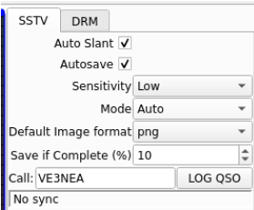 QSSTV slow-scan television settings with Auto Slant and Autosave enabled, Sensitivity set to Low, Mode set to Auto, PNG output selected, Save if Complete set to 10 percent, and status showing No sync